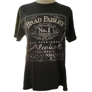 The Concert Tee Brad Paisley Old Fashioned Alcohol Country Nation tour Sz small